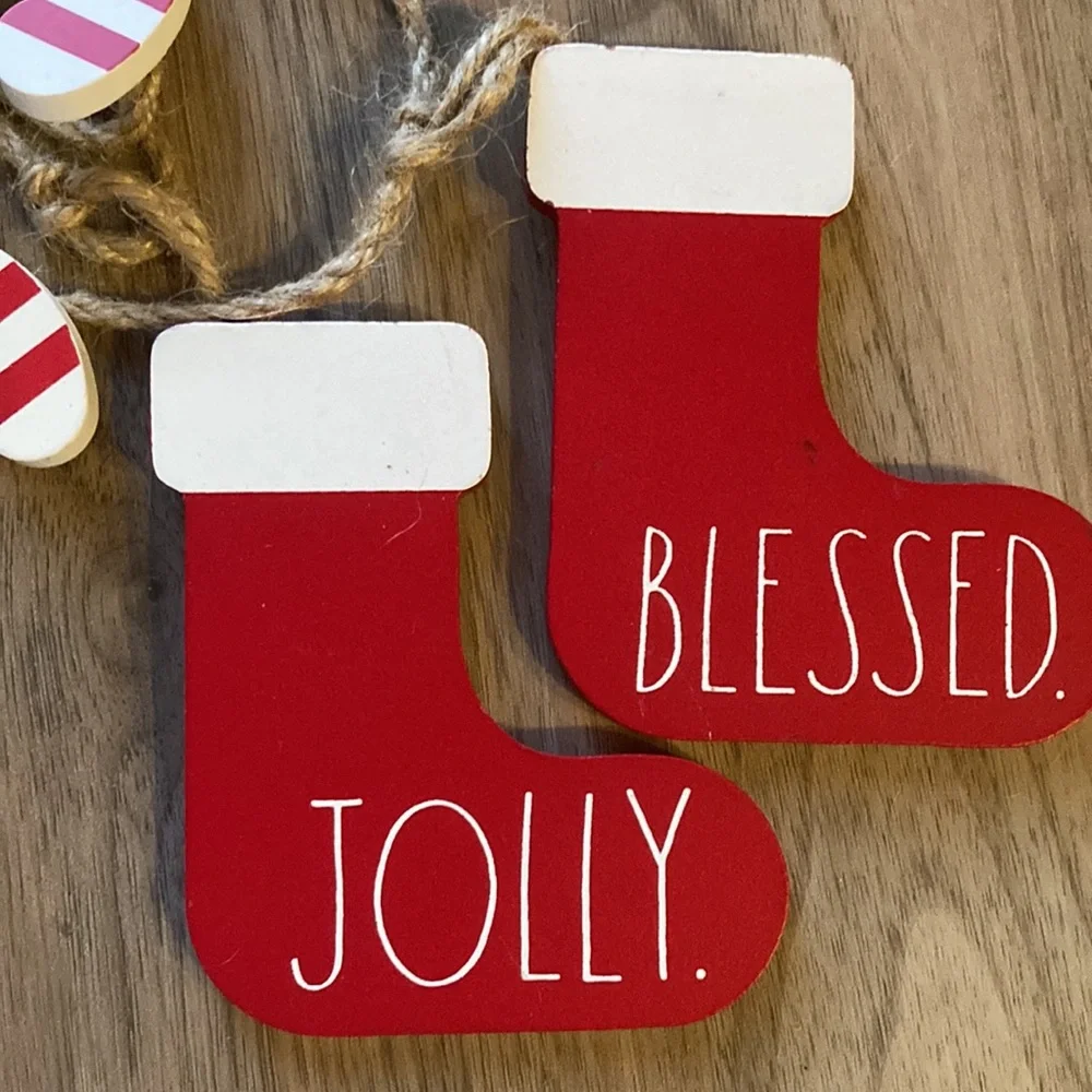 Rae Dunn Christmas Garland